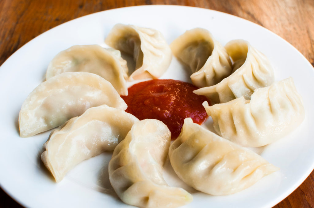 Make Steamed Chicken Momos