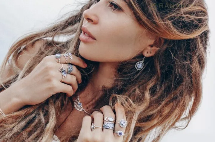 Gemstone jewely